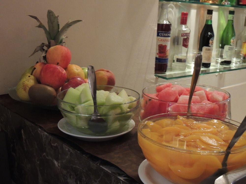 Galerias Hotel Buenos Aires Luaran gambar